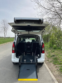 Auto pro ZTP/OZP – vozíčkáře: koupím