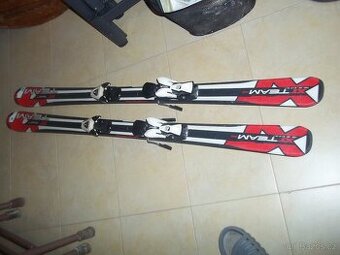 Juniorské carvingové lyže Tecno pro 140 cm