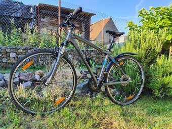 Trekové kolo FELT QX90, 1. MAJITEL, Rám L, kola 28