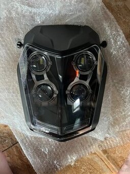 Přední světlo Yamaha Tenere 700