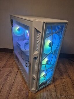 SUPER PC - RTX 4070, i5 12600K, 32GB RAM, 1TB M2