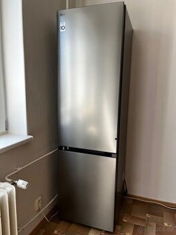 Lednice LG GBV7280BPY