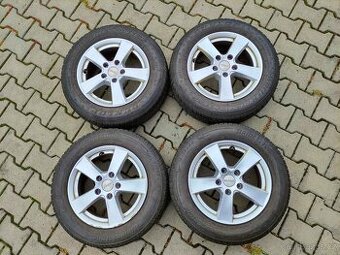 ALU LITÁ SEAT LEON 15" na zimních 195/65/15, 5x112mm.