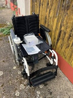 Invaldiní vozík elektrický skládací