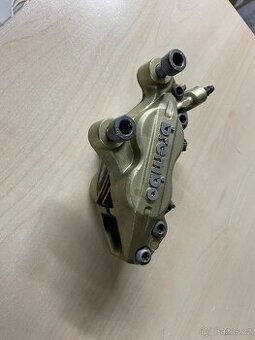 Brzdovy třmen brembo