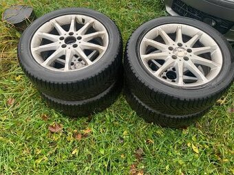 Zimní pneu s Alu koly 17,