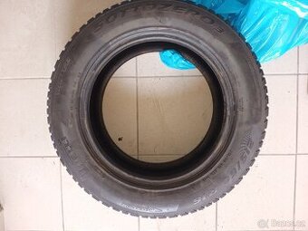 ZIMNÍ PNEU PIRELLI 215/60 R16