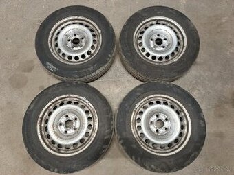 Škoda Octavia II - 15 5x112 et 47 plechové disky