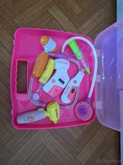 Dětská lékařka se zvuky