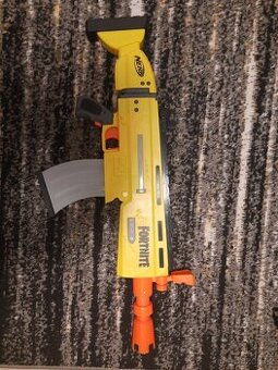 Nerf zbraň fortnite