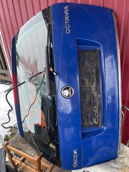 Škoda Octavia 2 combi páté dveře, kufru, zadní