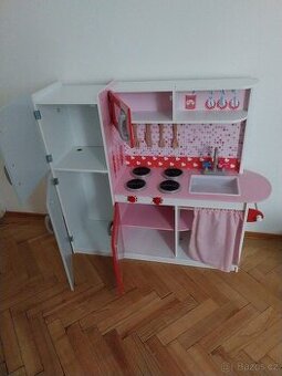 Dětská kuchyňská linka