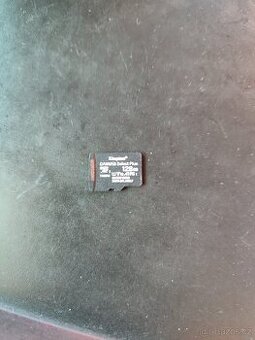 Autokamera niceboy Q8