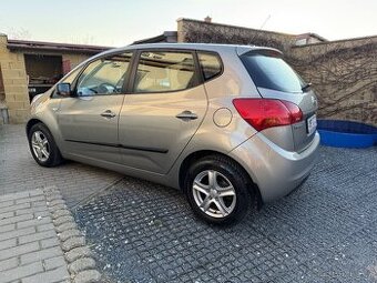 Kia Venga 1.4 CVVT, naj. 77 000 km, ČR, NOVÁ STK