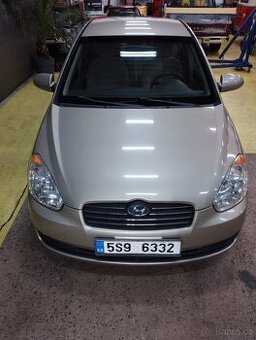Hyundai Accent Top stav