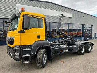 MAN TGS 26.480 6x4 / Hiab nosič kontejnerů / PRODÁNO