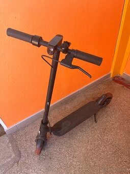Elektrokoloběžka Xiaomi