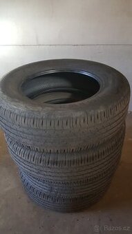Pneu Continental R16 - 1
