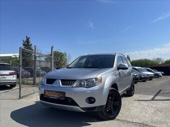 Mitsubishi Outlander 2,0 TDI 4X4 7 MÍST,KŮŽE,NAVI,ALU
