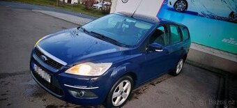 Ford focus facelift 1.6i 16v 74kw benzín Rok 2008