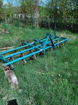 kultivátor 3 m - 1