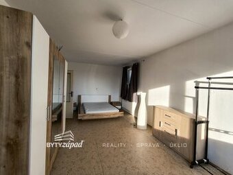 Pronájem, Byty 4+1, Bzenecká, ev.č. yIVB8478