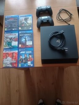 PlayStation 4, 1TB+dva ovladače - 1
