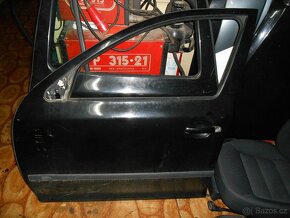 prodam bocni dvere skoda octavia 2 .1Z3, 1Z5 , kod 9910