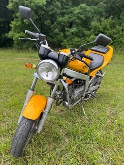 Hyosung GT 125 Comet - spolehlivá a stylová motorka - Brno