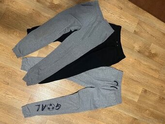 Chlapecke teplaky vel 152