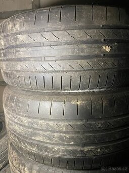 Letni pneu 255/50 r19