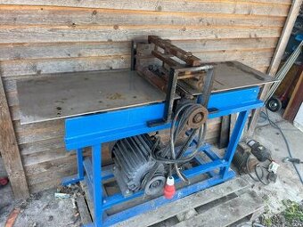 Hoblovka MEZ 5,5 kW v dobrém stavu