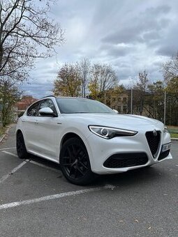 Alfa Romeo Stelvio 2.0 Veloce Trofeo 206KW Q4 1 majitel, DPH