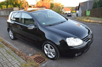 VW Golf 5 1.4 TSi UNITED, 90kW, SERVISKA, 5 dveří, rok 2008