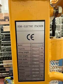 Elektricky vysokozdvizny vozik