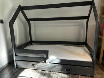 Dětská postel domeček 160x80 vč. matrace