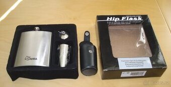 Placatka s trychtýřem, 4 poháry v pouzdře.