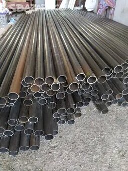 Silnostěnná poctivá plotovka trubka