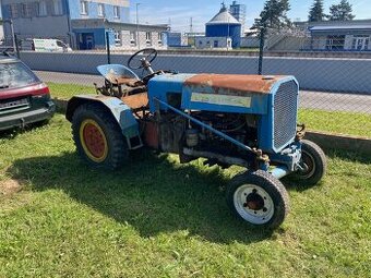 Traktor Zetor 25