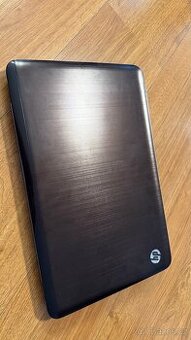 HP Pavilion DV7 + zdroj + nova baterie