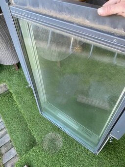 Střešní oko VELUX trojsklo 118x78 cm GGU M06 0065G30R