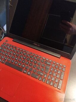 Asus X555l - Intel i5, Nvidia, 500GB, Win10