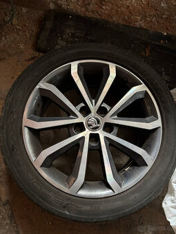 Orig. ALU Kola ŠKODA 5x112 R17 HAWK Letní Pneu 225/45/17