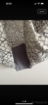 Dámské krajkové šaty