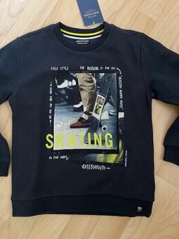 Chlapecká mikina zn.Mayoral, NOVÁ, vel.140