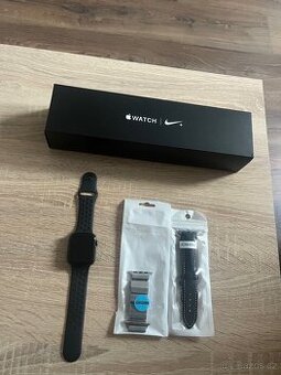 Apple Watch 4 44mm Nike - 1