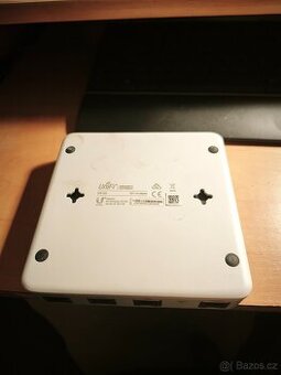 Unifi security gateway + cloud key