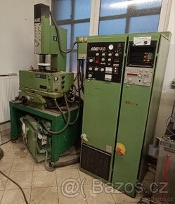 Elektroerozivní hloubička Agie