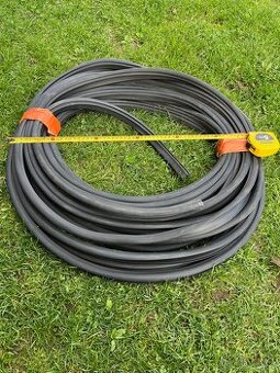 gumový těsnící profil