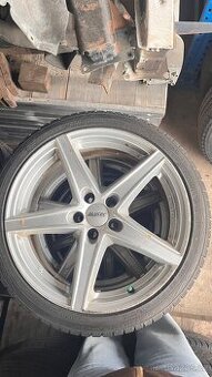 Zimní pneumatiky 215/40 R 17
